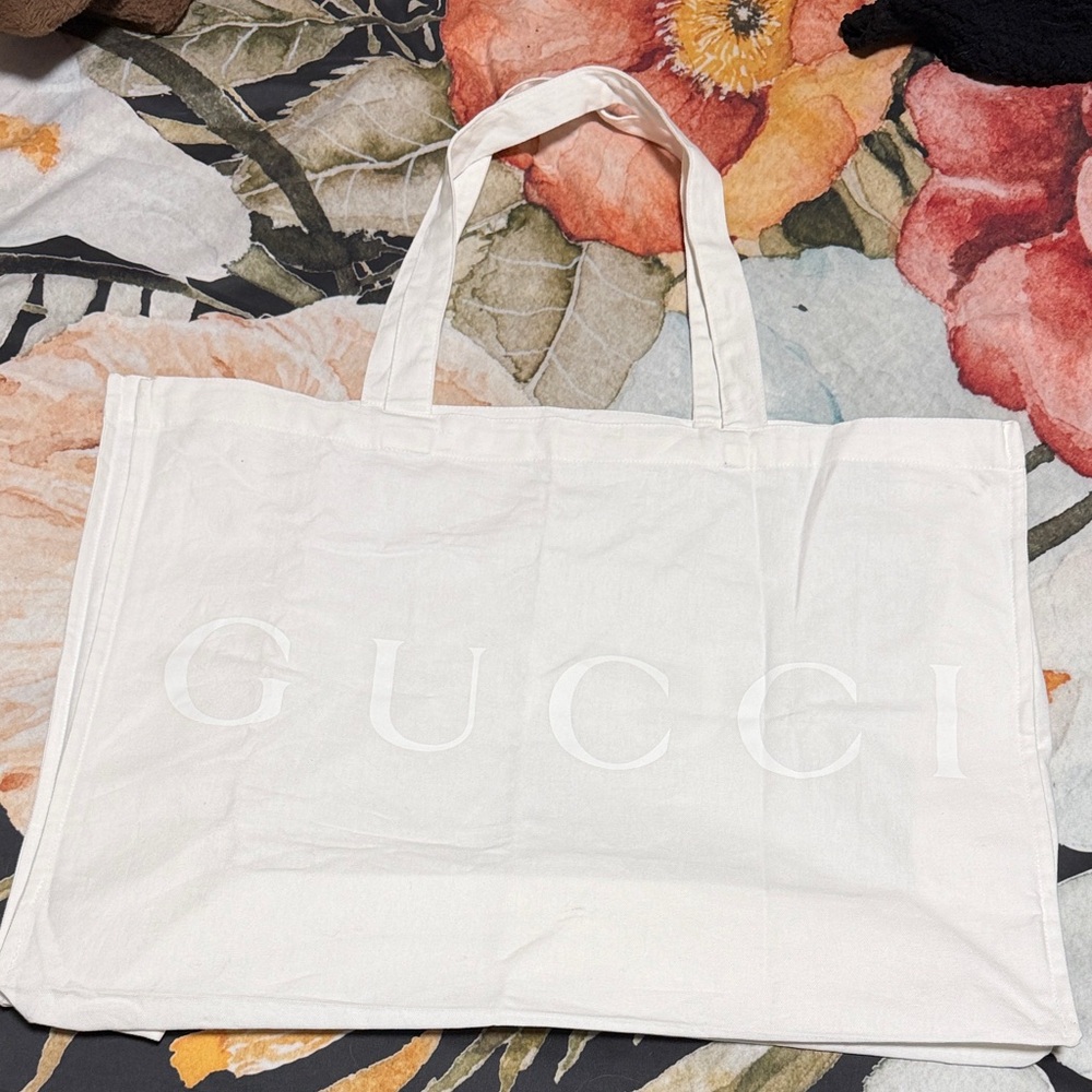 Gucci White Dust Tote